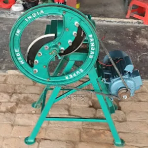 Grass and Straw Cutting Machine. #Machinery #Farm #FarmingAndAgriculture #AgroFarm #Farm