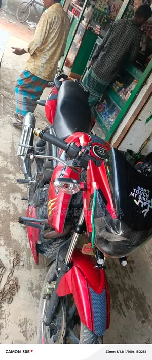 TVS Apache RTR 160 2V 2017 Red