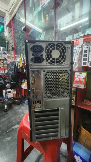 Desktop Computer Asus 4GB RAM 1TB HDD