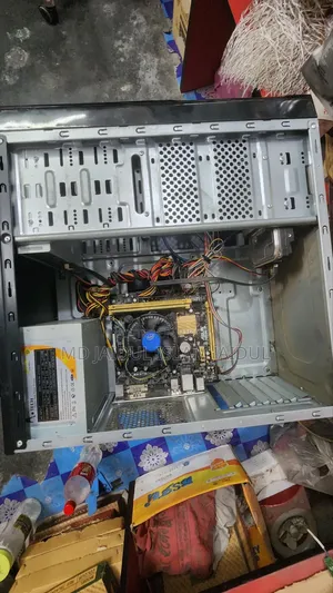 Desktop Computer Asus 4GB RAM 1TB HDD