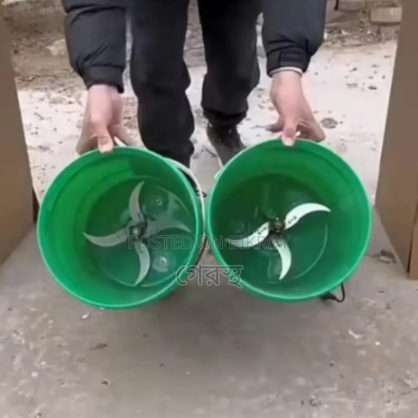 Vegetable cutting machine for ducks and chickens. #farm #poultryfarm #machine