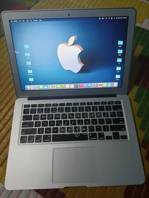 Laptop Apple MacBook Air 2023 M2 8GB Intel Core I5 SSD 256GB