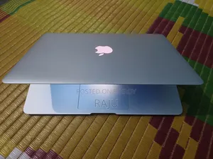 Laptop Apple MacBook Air 2023 M2 8GB Intel Core I5 SSD 256GB