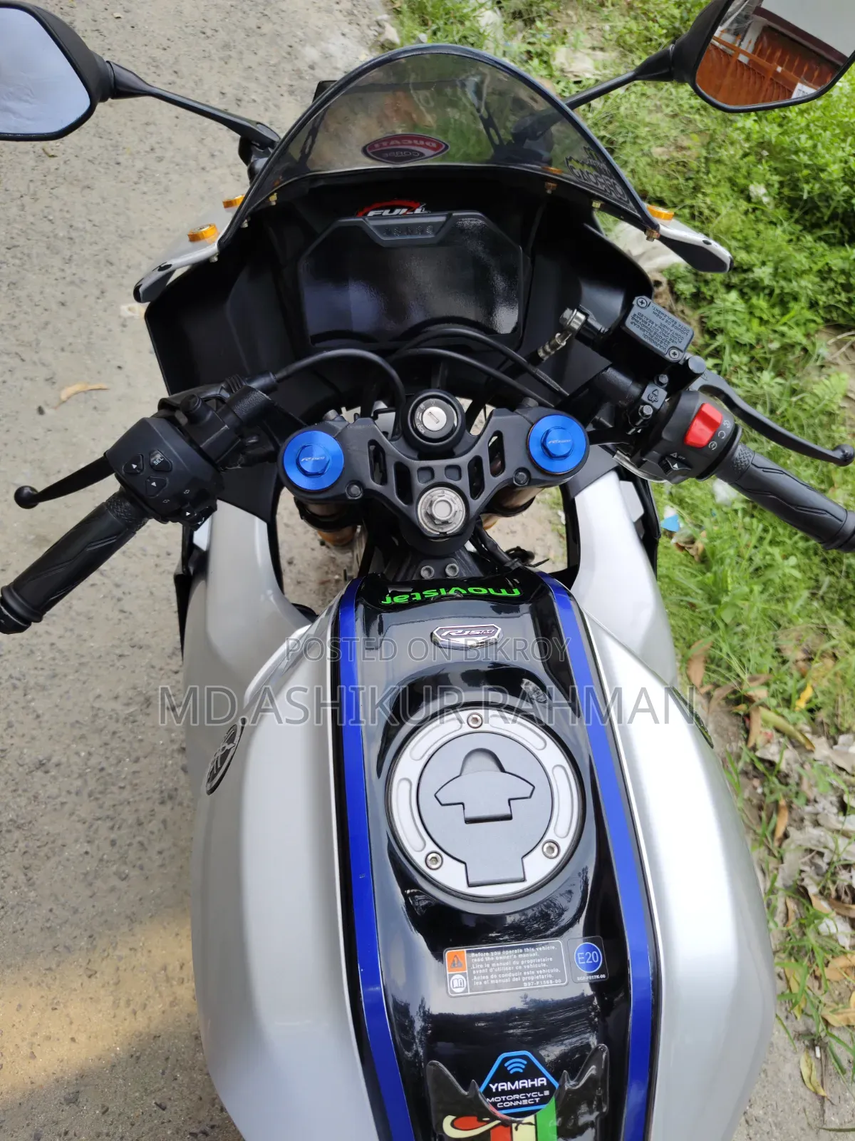 Yamaha R1 2024