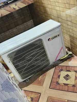Gree 1 Ton Split AC Full Set With Compressor - Excellent Condition