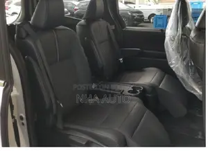 Toyota Noah 2023 Pearl