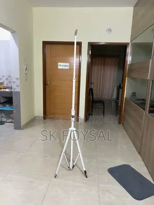 70*70 Portable Projector Screen