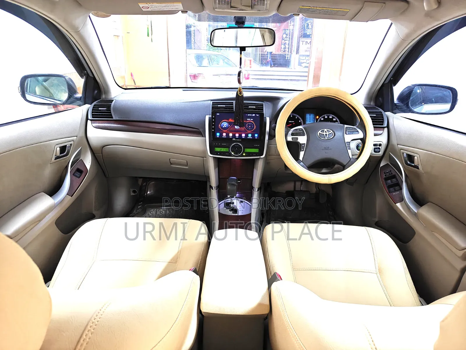 Toyota Premio 2011 Silver