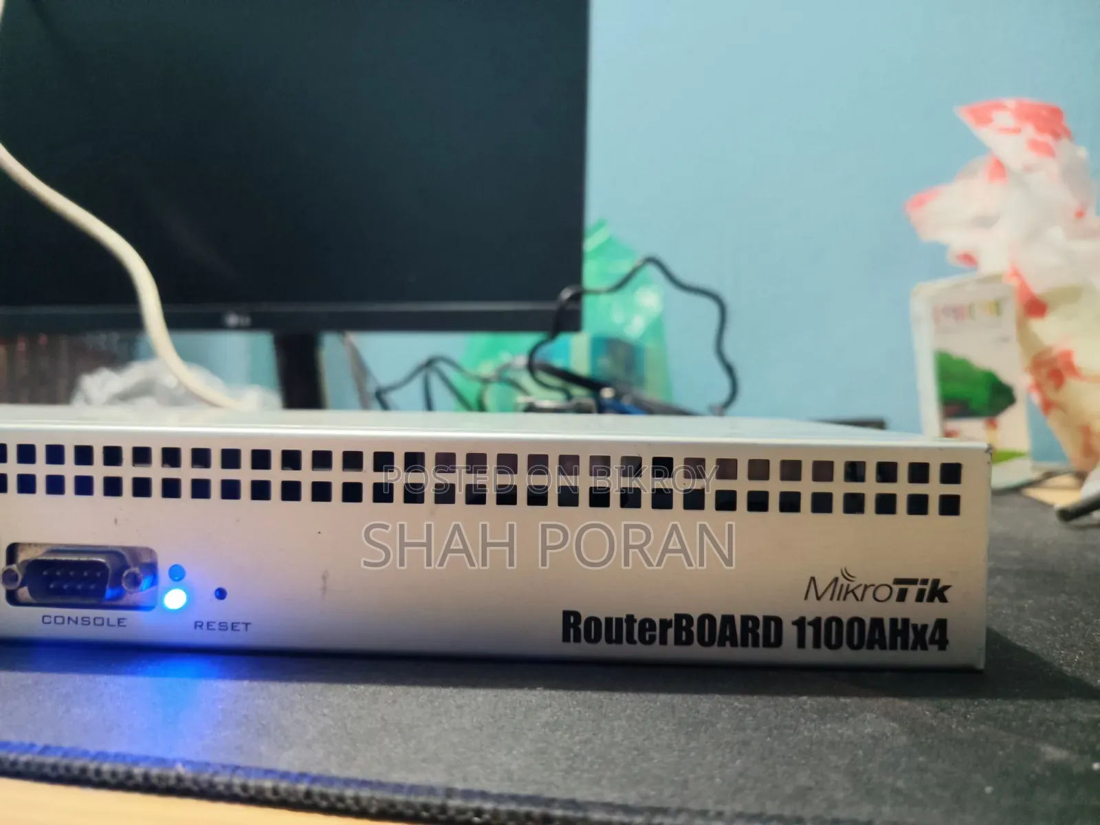 Rb1100ahx4 SWITCH