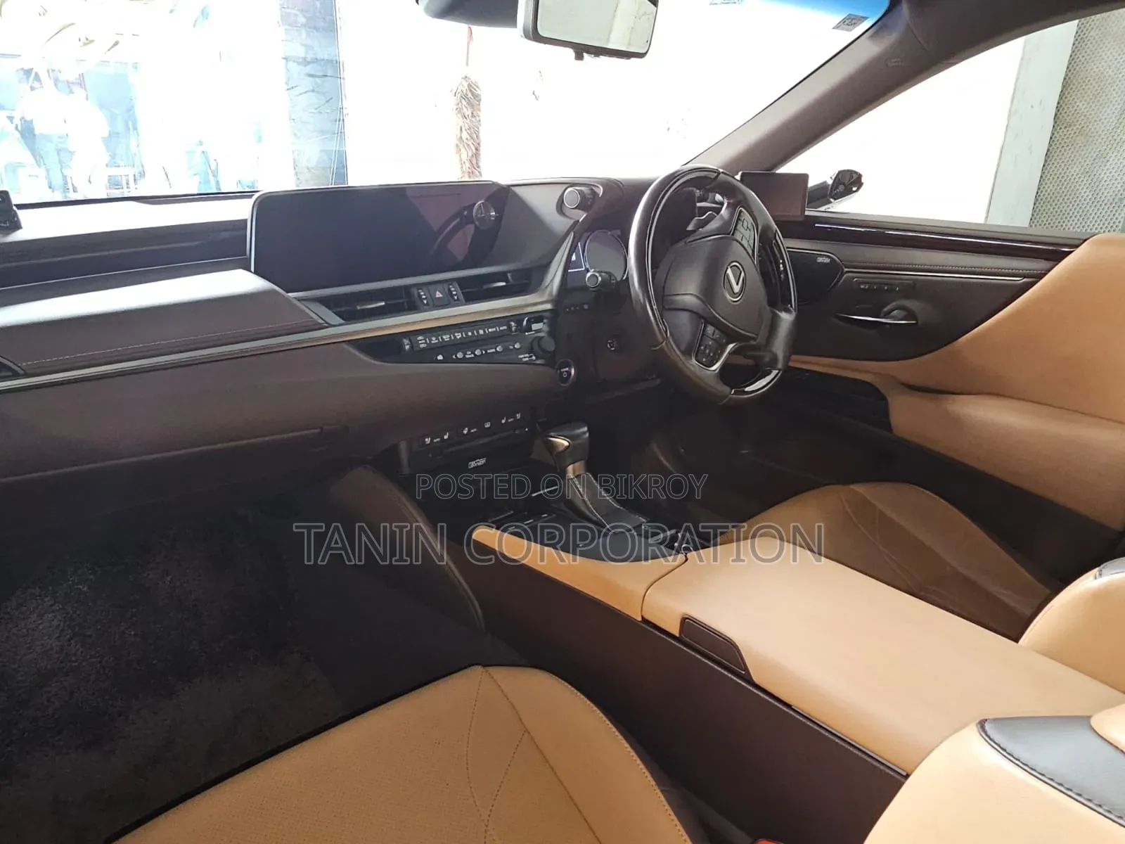 Lexus ES 2021