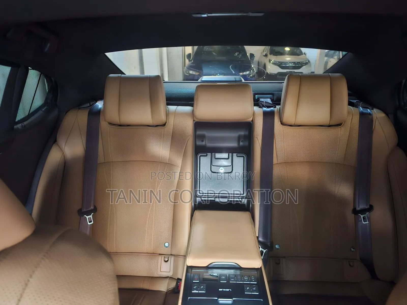 Lexus ES 2021