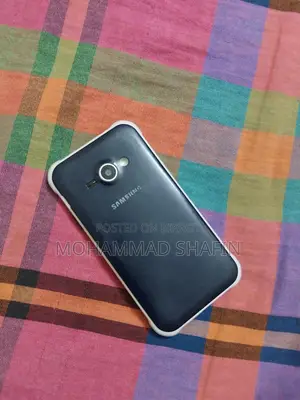 Samsung Galaxy J1 4G 4 GB Black
