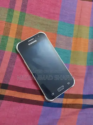 Samsung Galaxy J1 4G 4 GB Black
