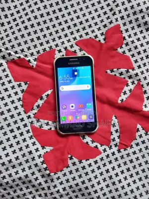 Samsung Galaxy J1 4G 4 GB Black