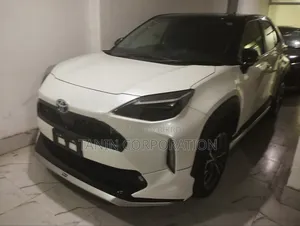 Toyota Yaris Cross 2021 Pearl