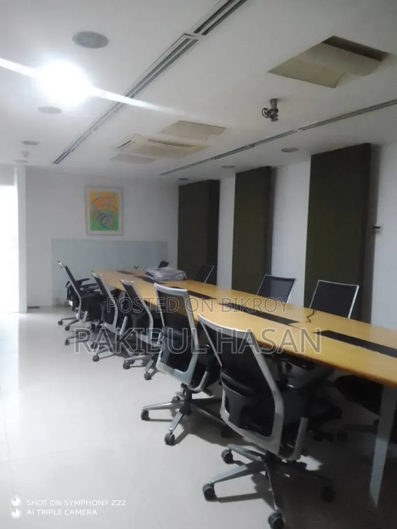 গুলশানে ৪৫০০ বর্গফুট সম্পূর্ণ ফার্নিশড অফিস ভাড়া