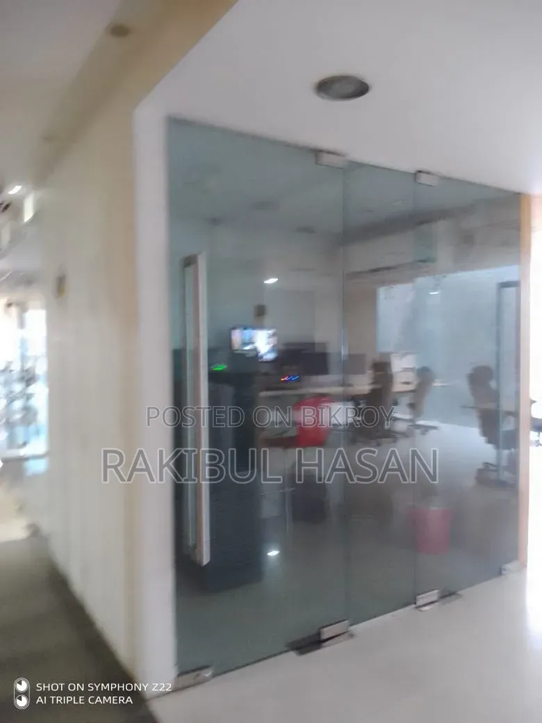 গুলশানে ৪৫০০ বর্গফুট সম্পূর্ণ ফার্নিশড অফিস ভাড়া