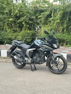 Yamaha 2019 Black