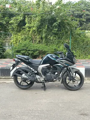 Yamaha 2019 Black