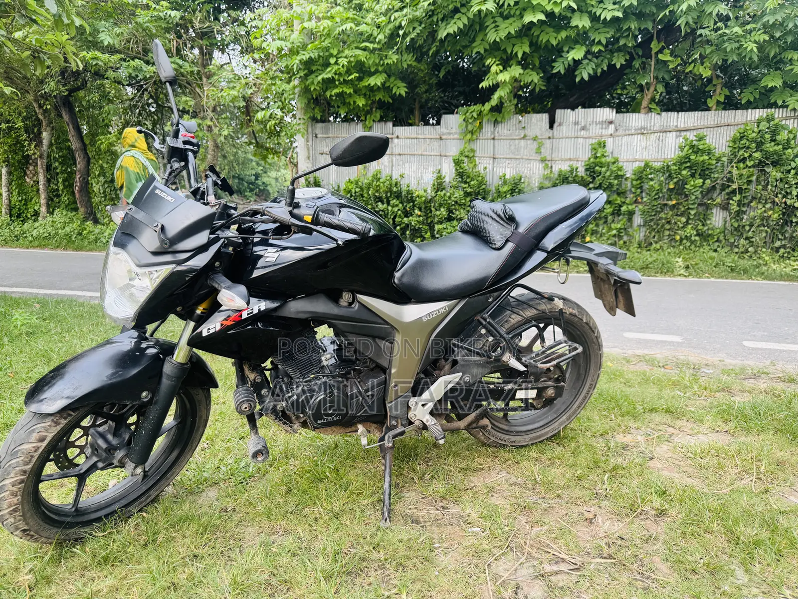 সুজুকি জিক্সার মনোটোন ২০২৪ ব্ল্যাক