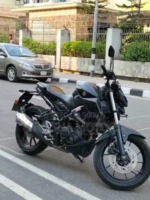 Yamaha 2020 Black