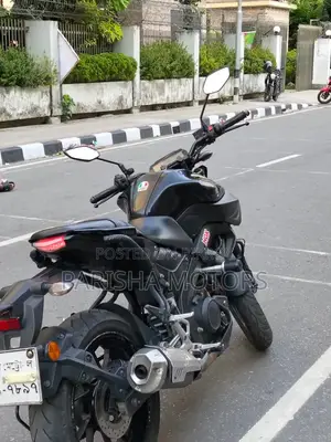 Yamaha 2020 Black