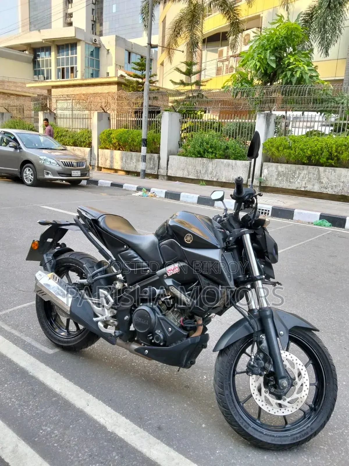 Yamaha 2020 Black