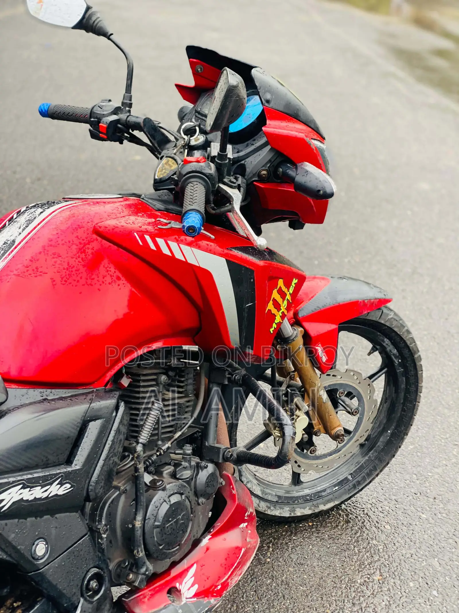 TVS Apache RTR 160 2V 2016 Red