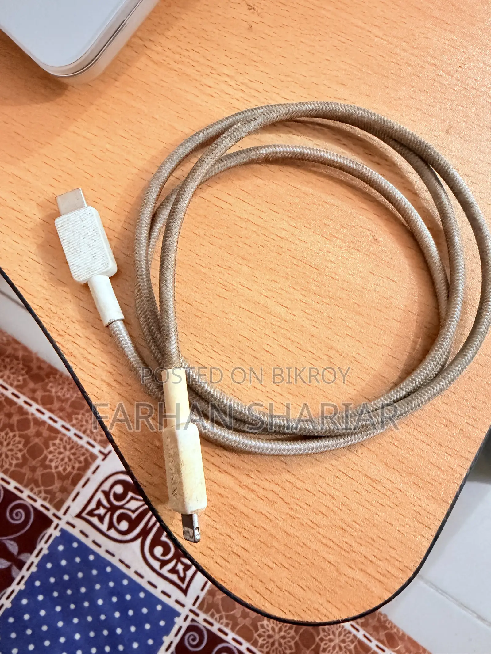 অ্যাঙ্কার ২০ ওয়াট পিডি অ্যাডাপ্টার এবং ক্যাবল