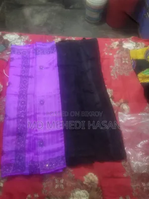 ২টি শাড়ী বিক্রয় করা হবে (১টা পিওর সিল্কও আরেকটা হাফ সিল্ক শাড়ী)