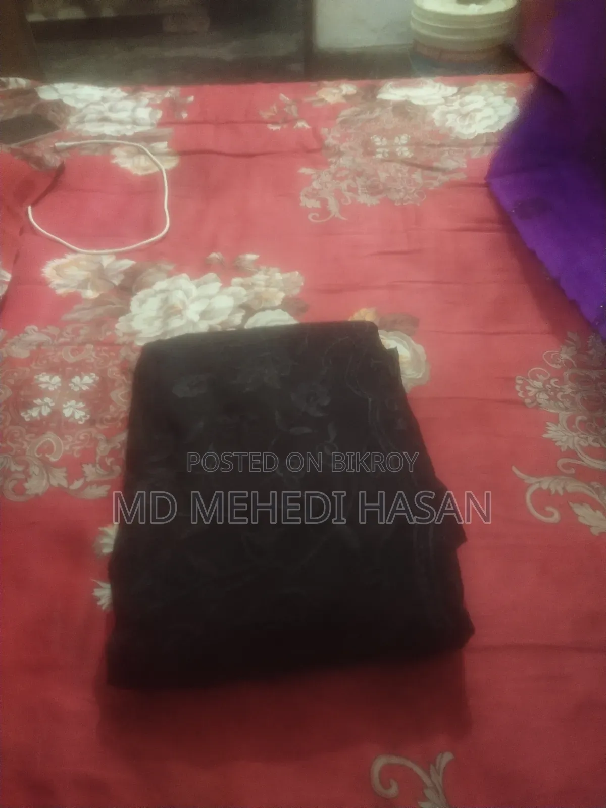 ২টি শাড়ী বিক্রয় করা হবে (১টা পিওর সিল্কও আরেকটা হাফ সিল্ক শাড়ী)