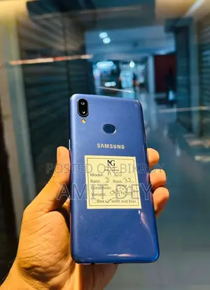 Samsung A10 32 GB Blue