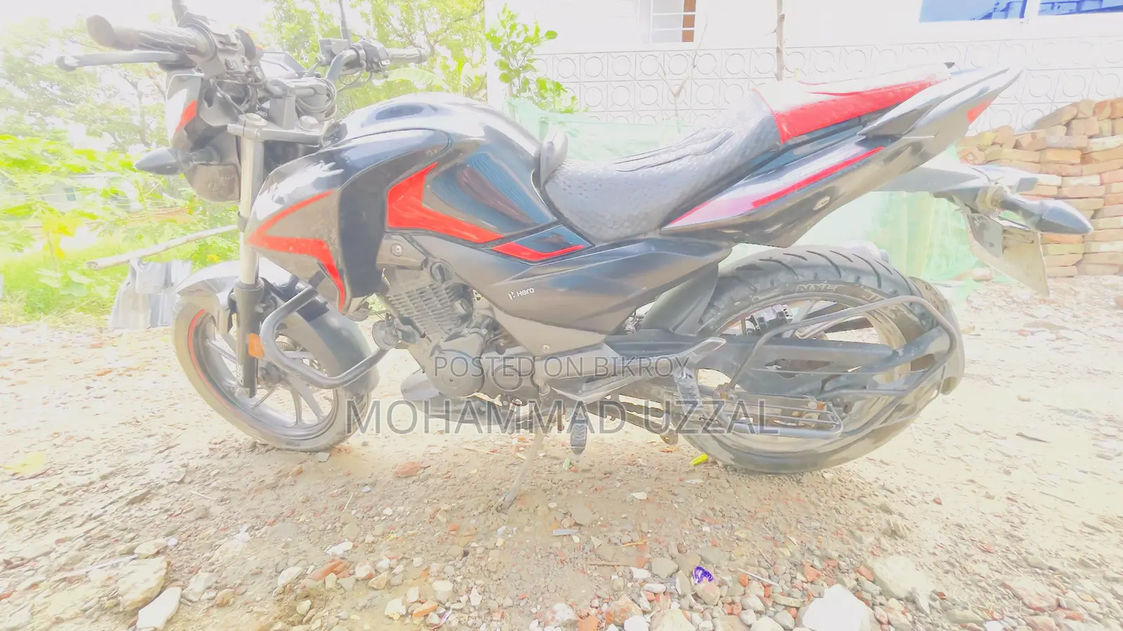 Hero Hunk 2022 Black