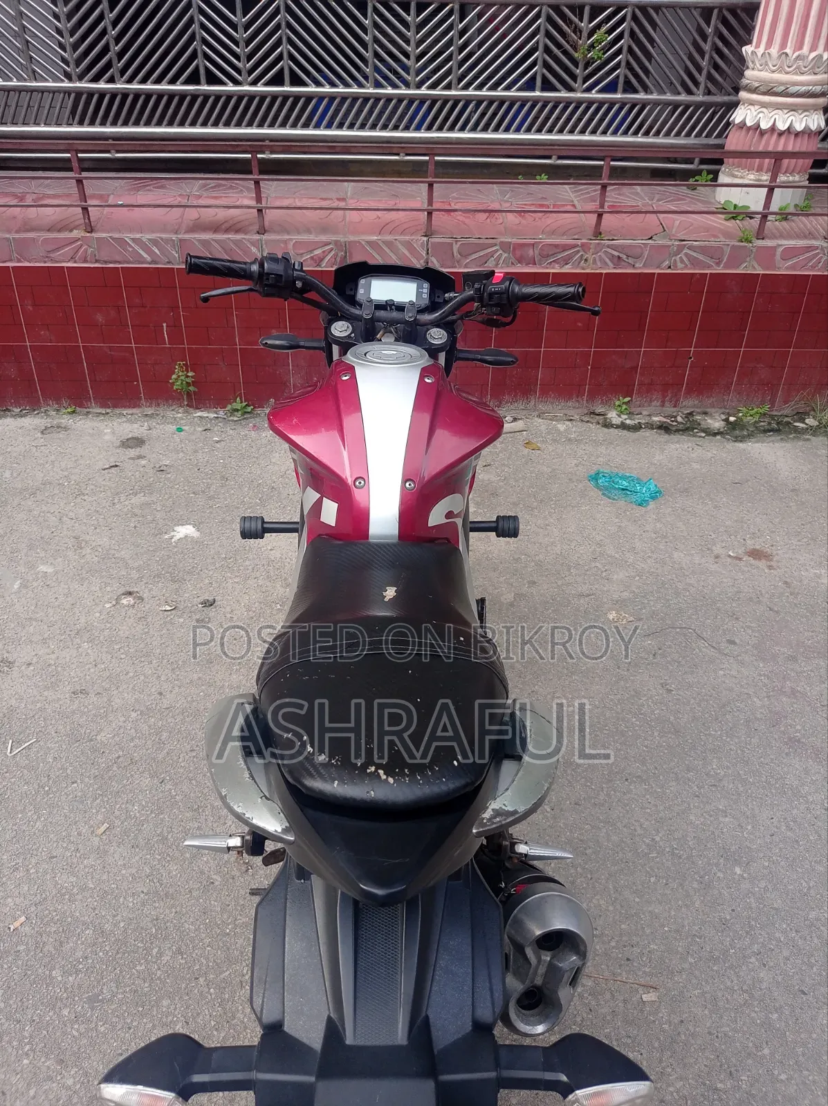 সুজুকি জিক্সার মনোটোন ২০২১ ব্রাউন