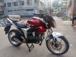সুজুকি জিক্সার মনোটোন ২০২১ ব্রাউন