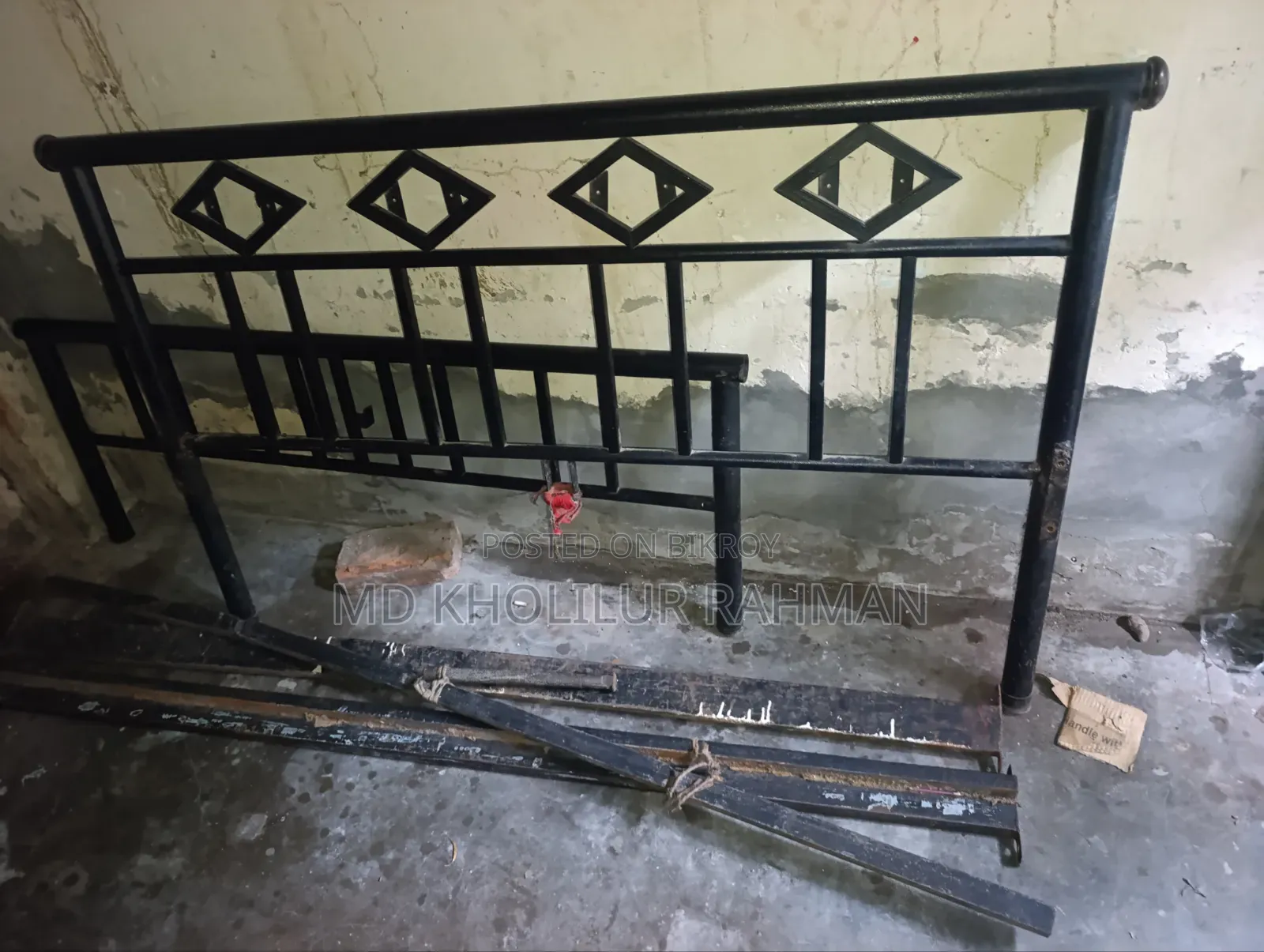 Bed frame without mattress