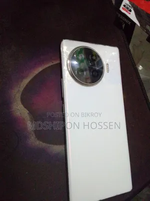 টেকনো স্পার্ক ২০ প্রো প্লাস ২৫৬ জিবি সাদা
