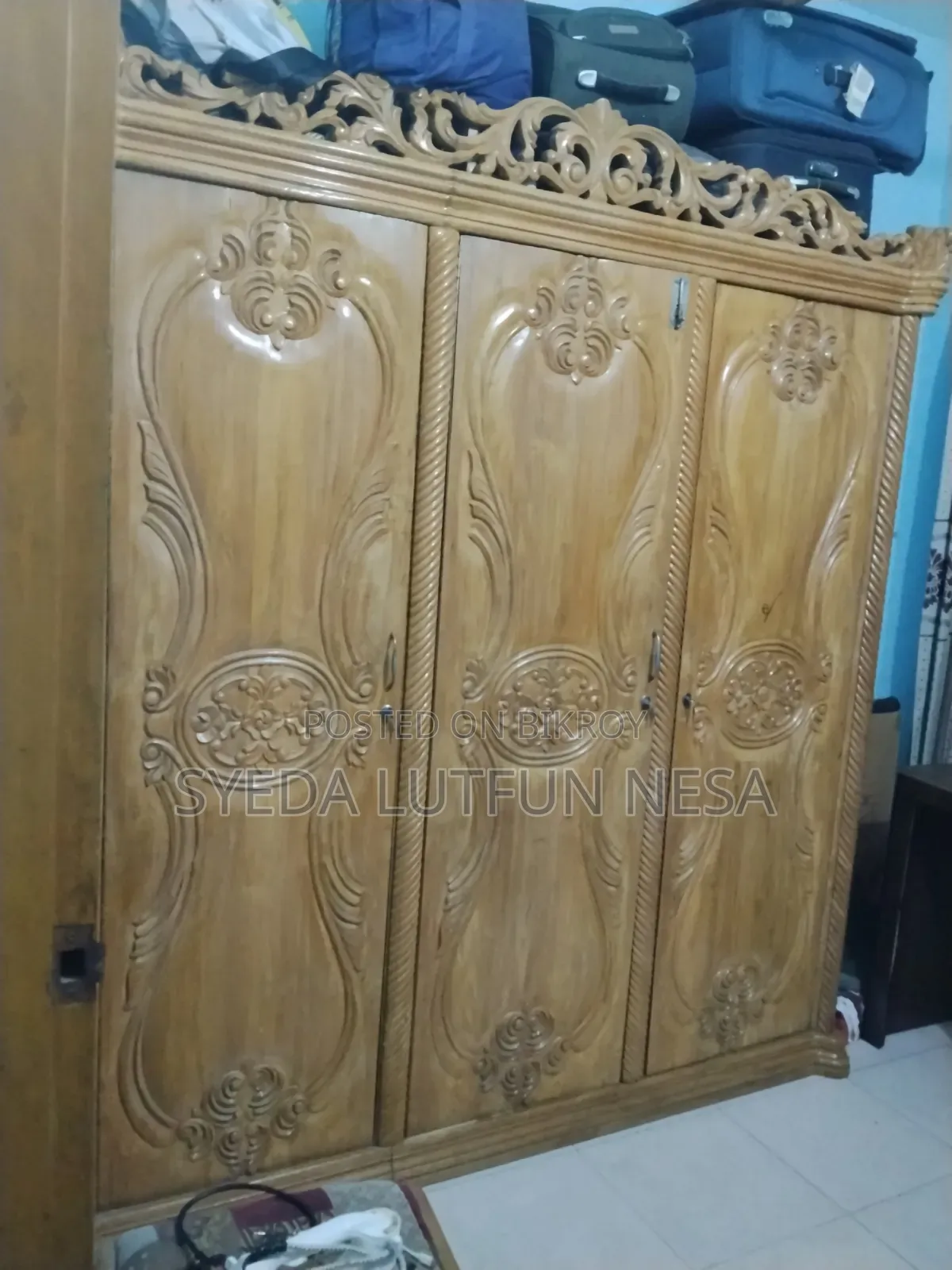 Closet for Sale