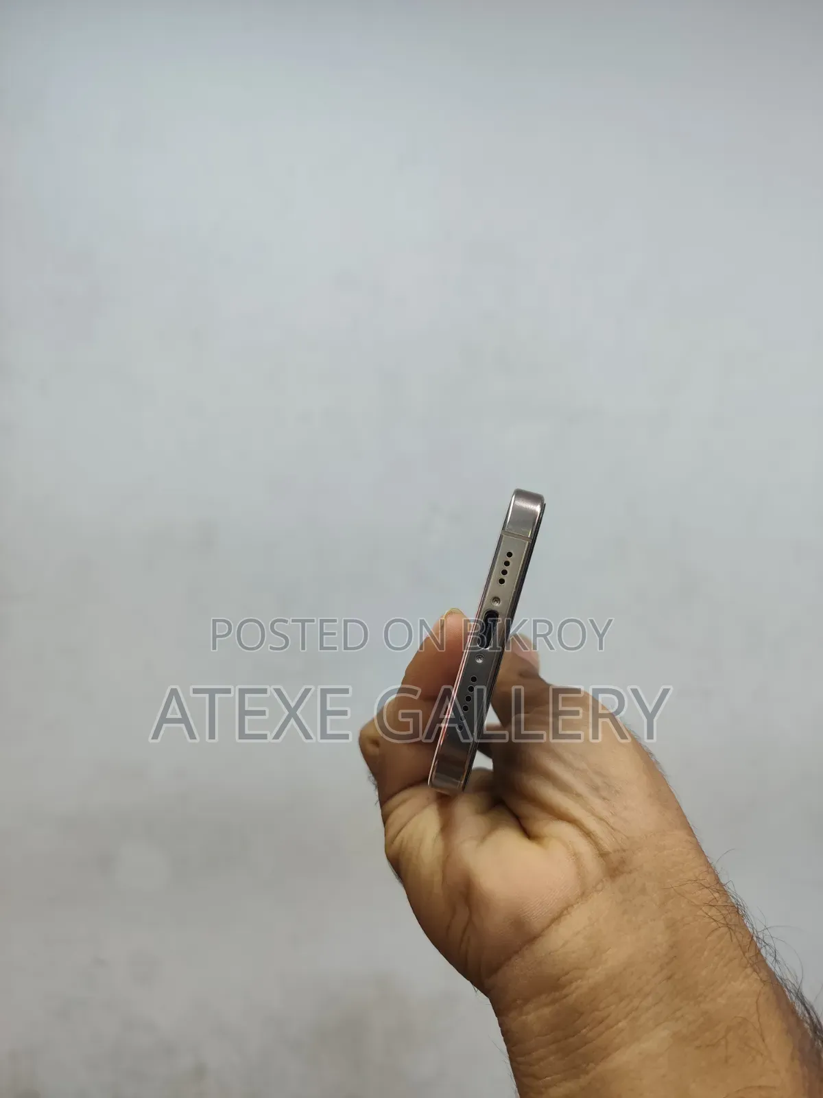 Apple iPhone 16 Pro Max 1 TB White