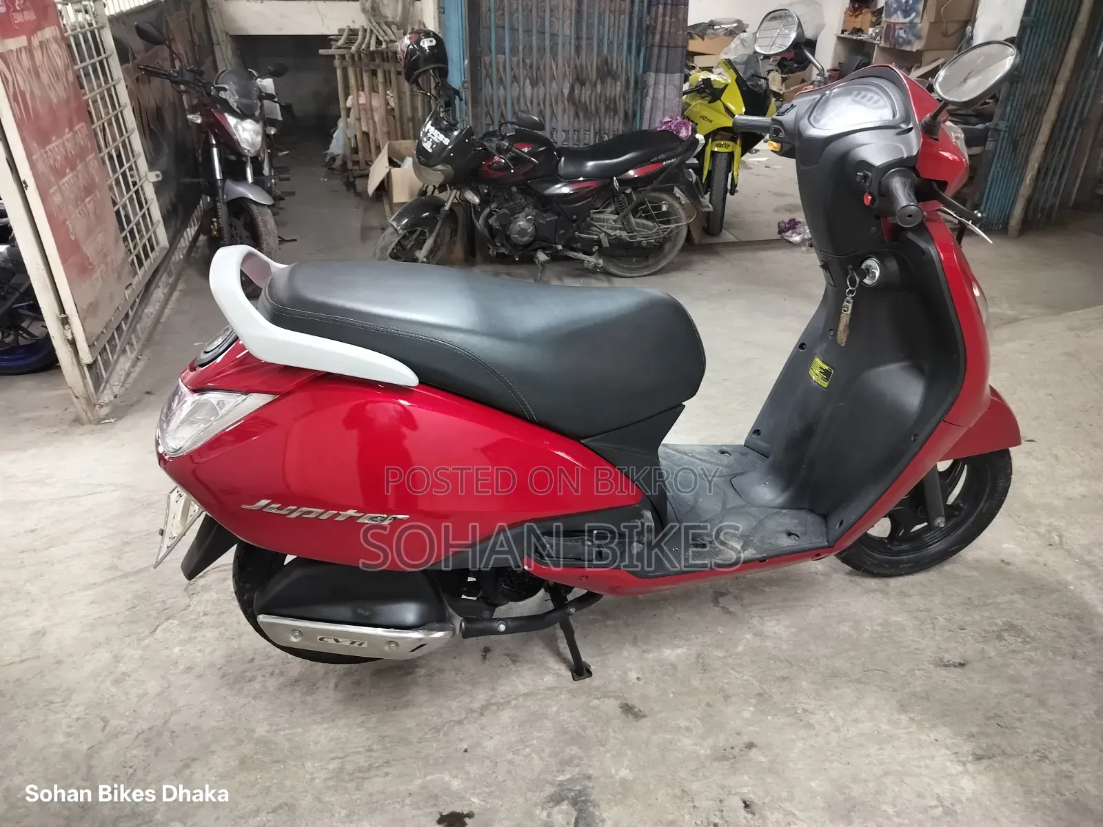 TVS 2018 Red