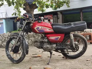 দায়াং ডিওয়াই১০০টি-৬এম ২০০২ রেড
