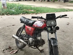 দায়াং ডিওয়াই১০০টি-৬এম ২০০২ রেড