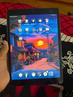 Apple iPad 9.7 256 GB Gray