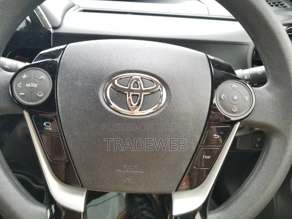 Toyota Aqua 2021 Pearl