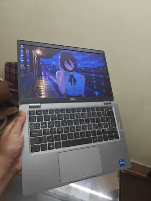Laptop Dell Latitude 5320 32GB Intel Core I7 SSD 256GB