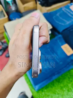 Apple iPhone 16 Pro Max 256 GB Gold