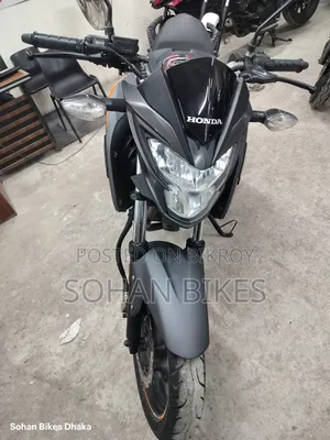 Honda Hornet 2020 Orange