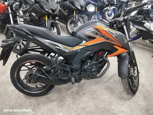 Honda Hornet 2020 Orange