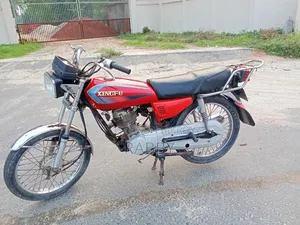 মোটরসাইকেল ২০১০ লাল