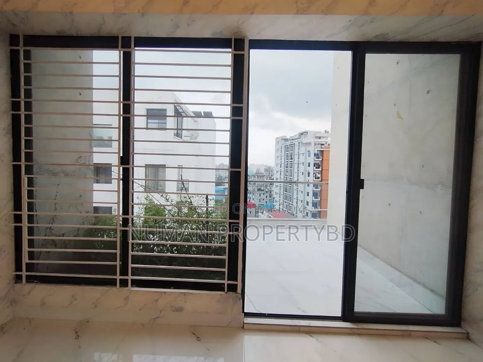 4-bedroom Apartment in Numan Property Bd, Basundhara for Rent